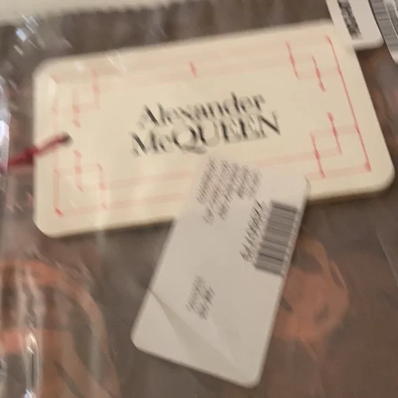 COPY - Alexander McQueen silk scarf - Picture 2 of 13